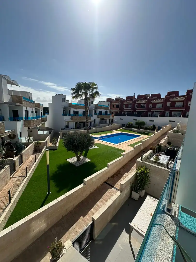 Exterior view of Detached homes for sale in Bigastro  with Air Conditioner, Private garden and Terrace