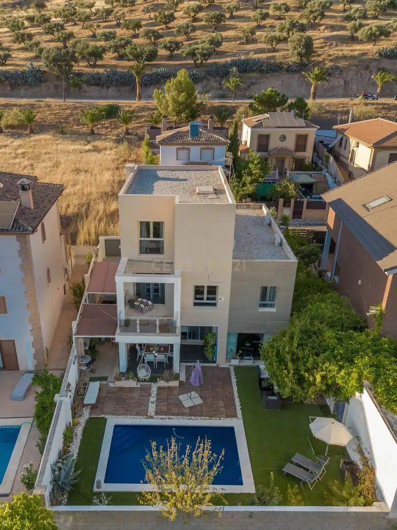 Vista exterior de Casa o chalet en venta en Loja con Aire acondicionado, Jardín privado y Trastero