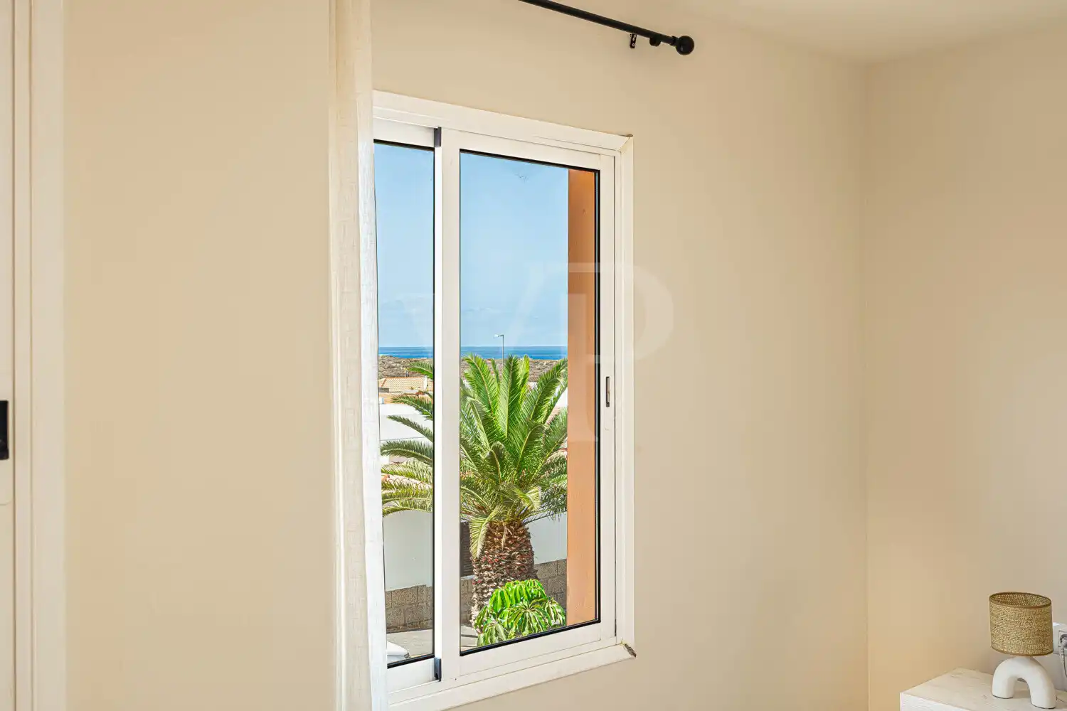 Habitación de Casa adosada en venta en Arona con Terraza y Piscina comunitaria
