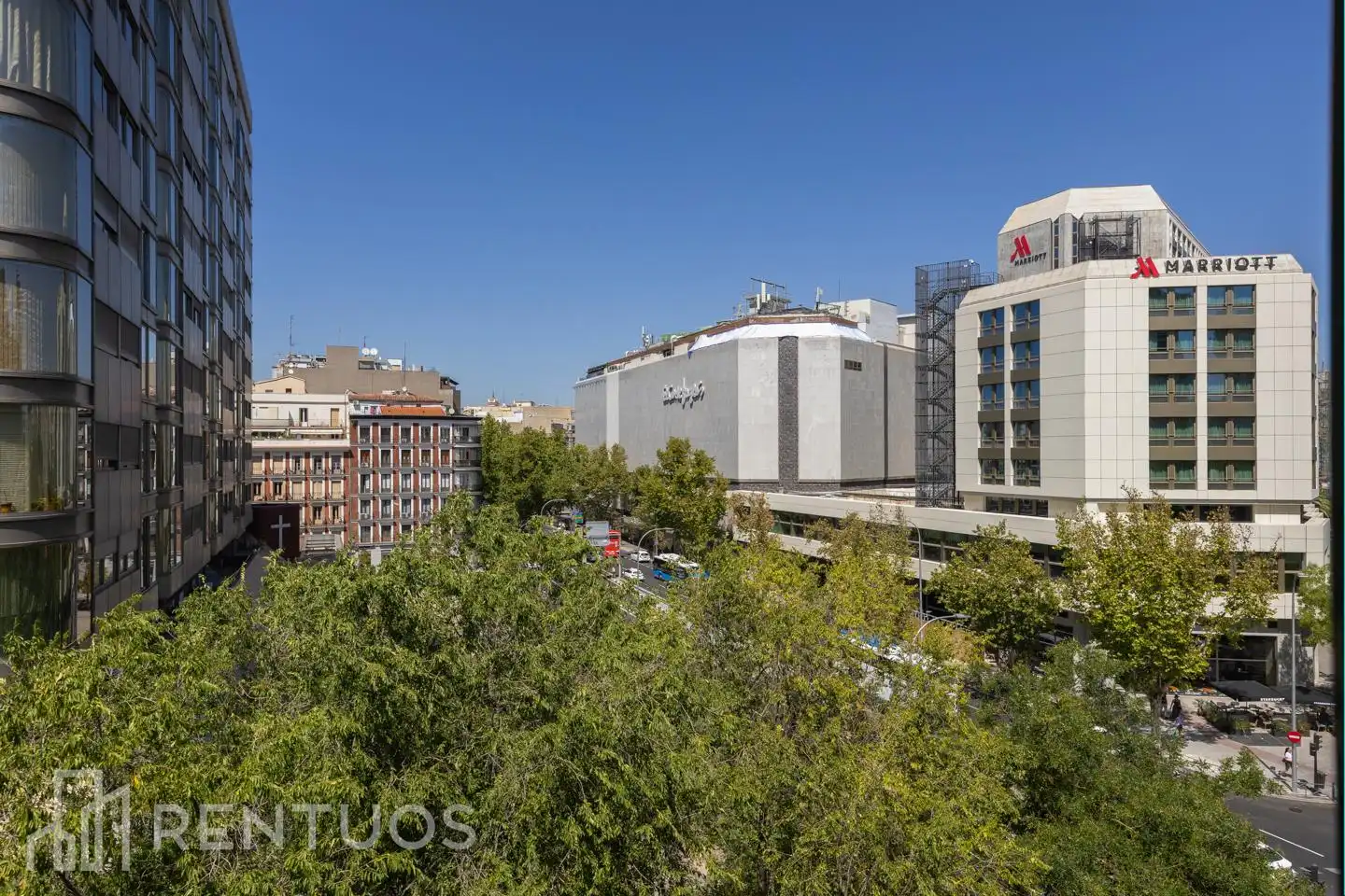 Vista exterior de Piso de alquiler en Madrid con Aire acondicionado, Parquet y Amueblado