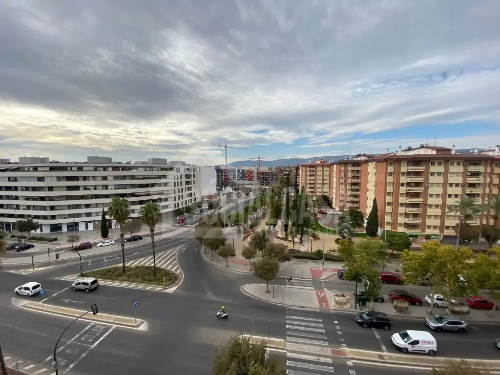 Pis de lloguer a Calle Corto Maltes, Vista Alegre - Parque Cruz Conde
