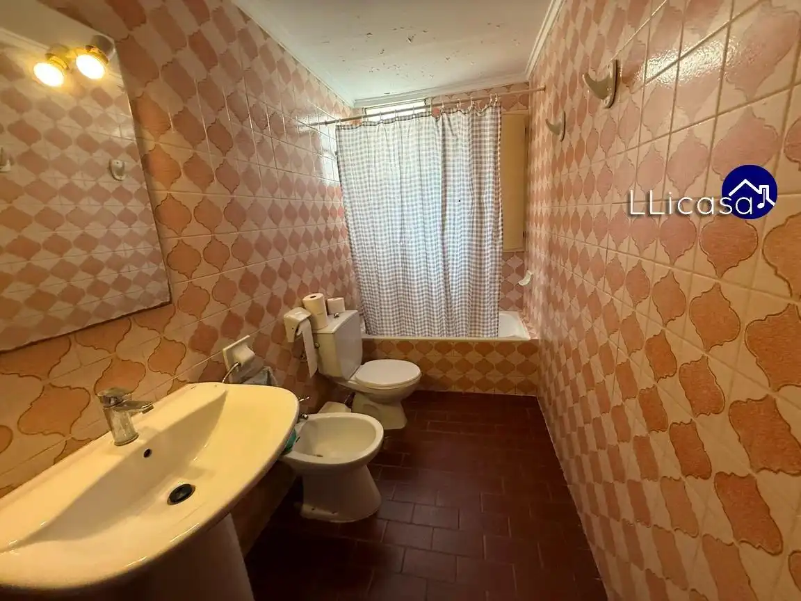 Badezimmer von Wohnung zum Verkauf in Benaguasil mit Klimaanlage, Terrasse und Möbliert