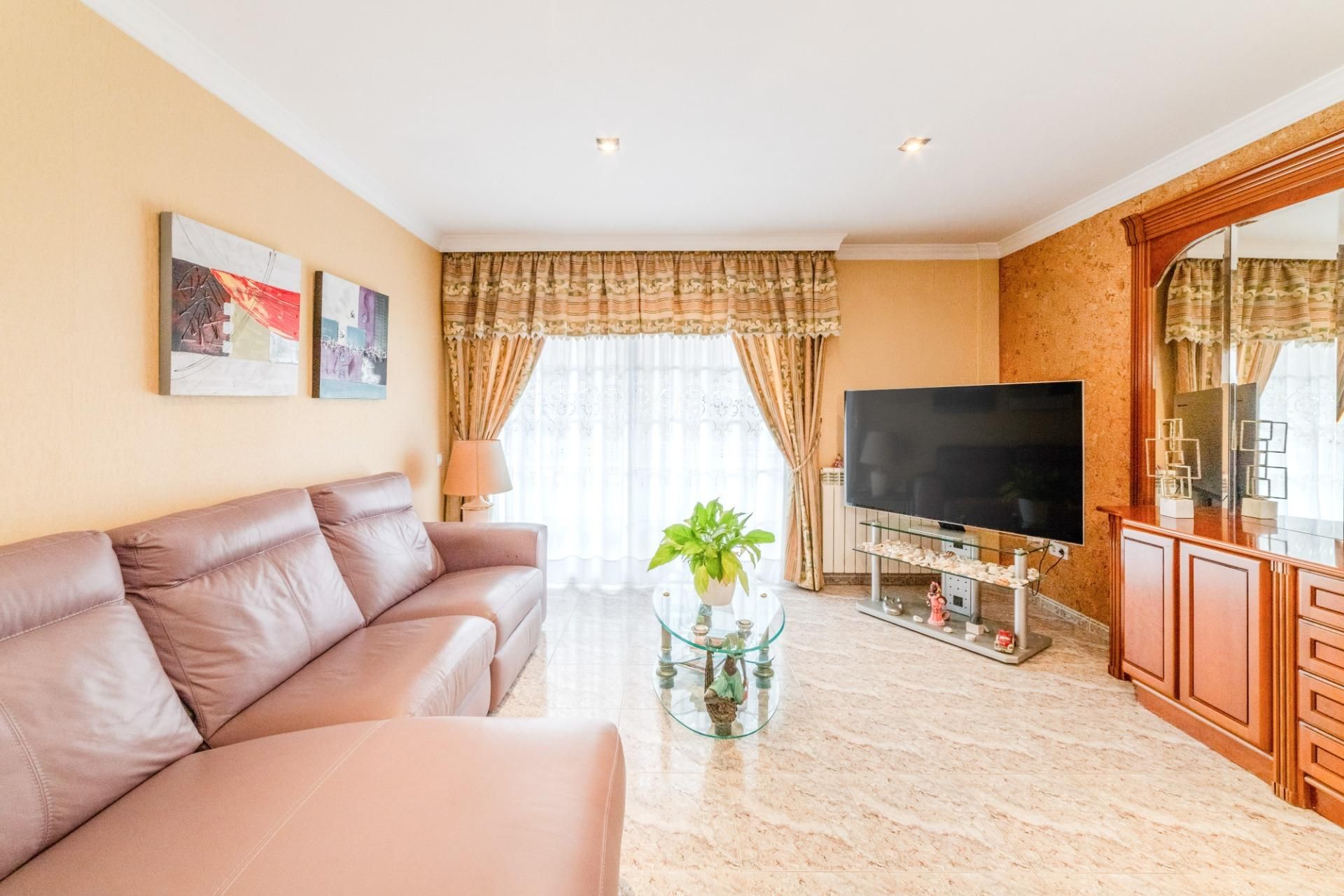 Living room of Flat for sale in Cubelles  with Air Conditioner, Heating and Terrace