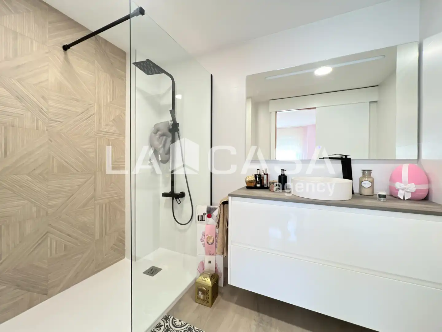 Badezimmer von Wohnung zum Verkauf in Badalona mit Terrasse, Möbliert und Balkon