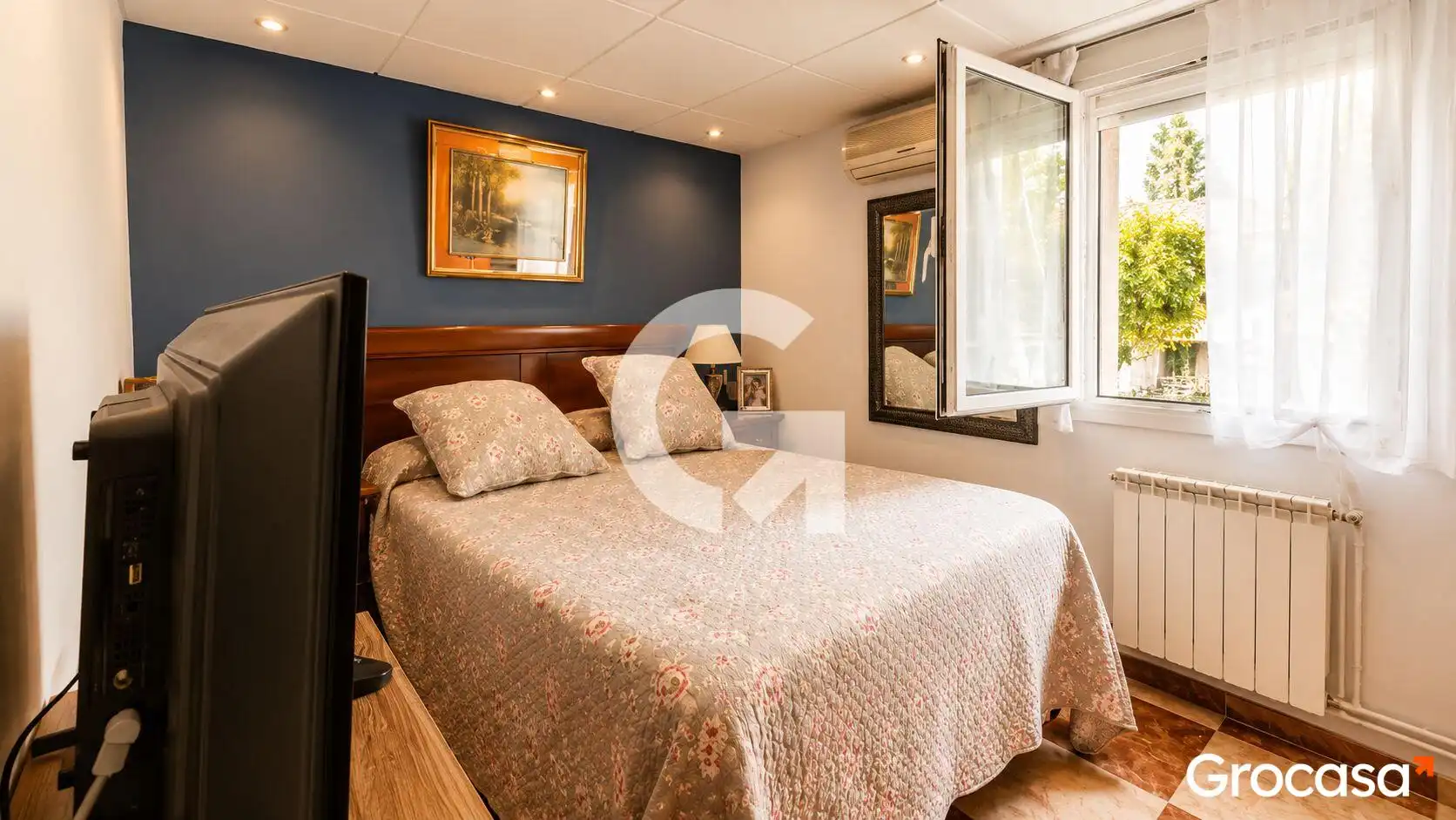 Bedroom of Flat for sale in Barcelona  with Air Conditioner and Heating