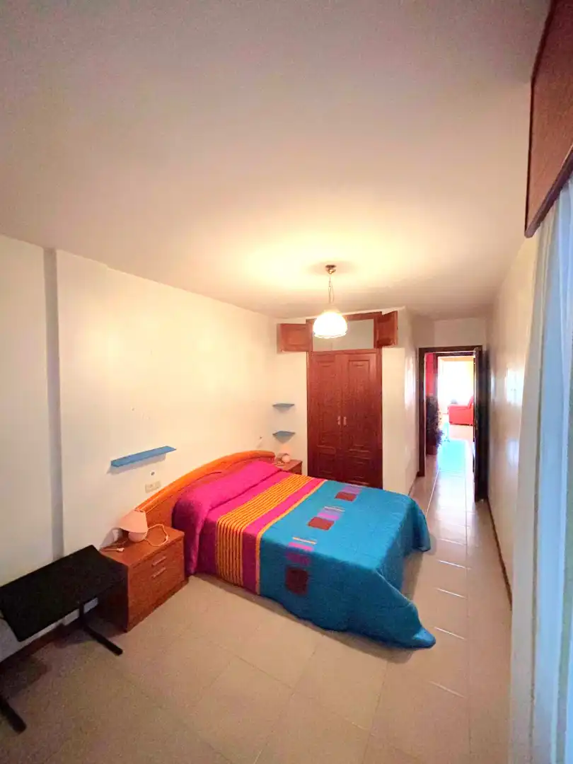 Habitación de Piso en venta en Ares con Trastero, Amueblado y Horno