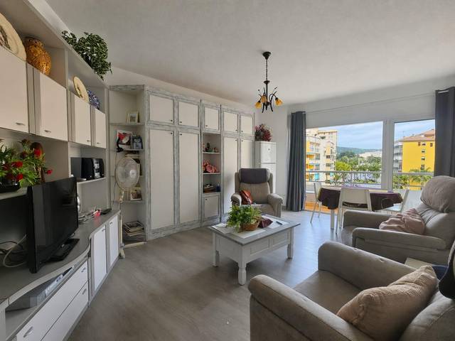 Apartamento en Venta en Avenida ISABEL MANOJA en Manantiales - Estación de Autobuses