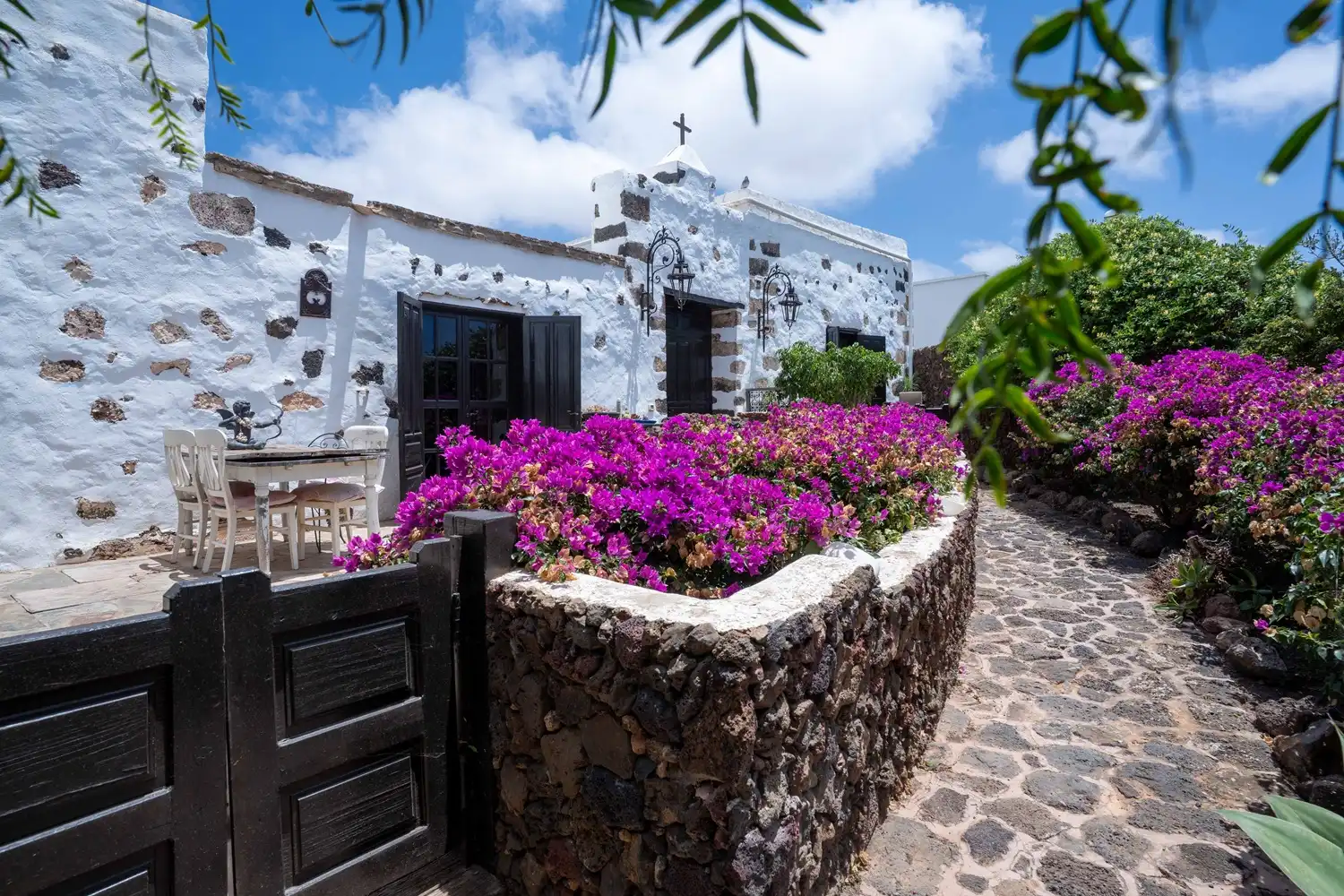 Vista exterior de Casa o chalet en venta en Teguise con Jardín privado, Terraza y Piscina