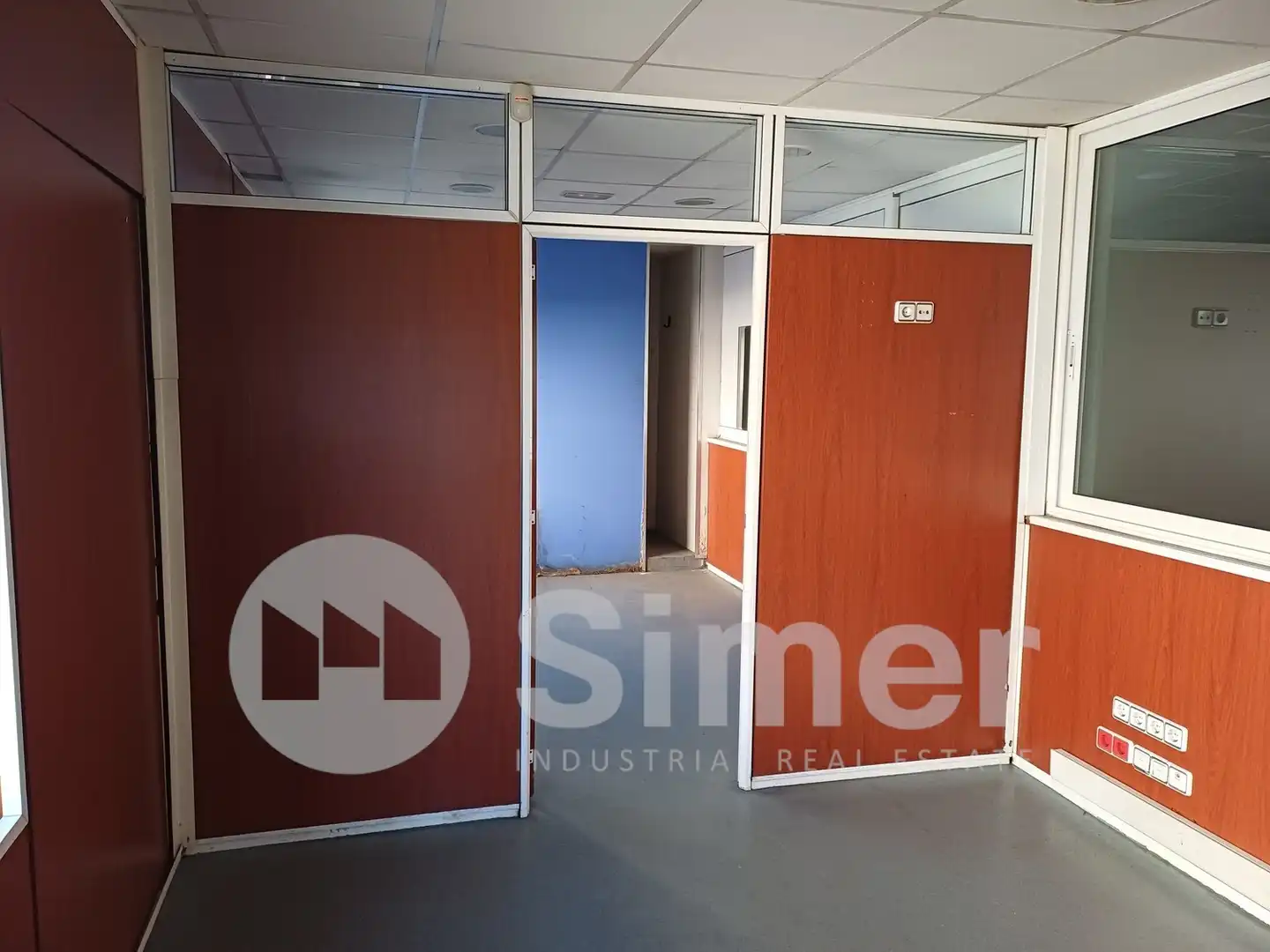 Nave industrial de alquiler en Ripollet