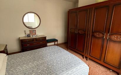 Bedroom of Flat for sale in  Granada Capital  with Heating and Balcony