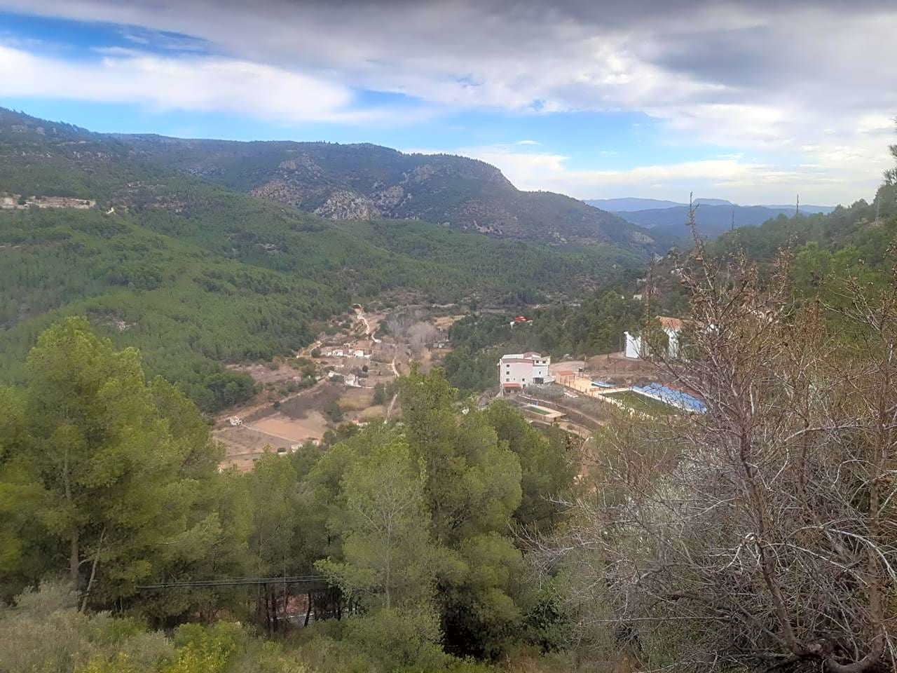 Vista exterior de Edifici en venda en Lucena del Cid