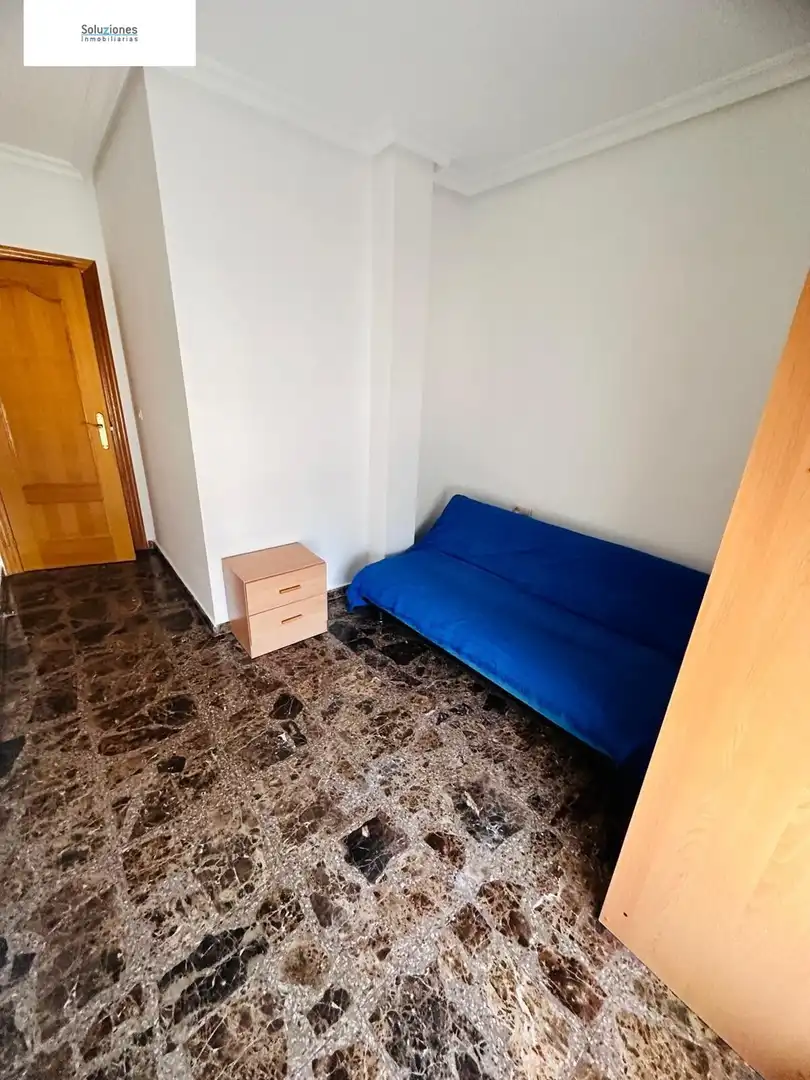 Dormitori de Pis en venda en Albacete amb Calefacció, Traster i Balcó