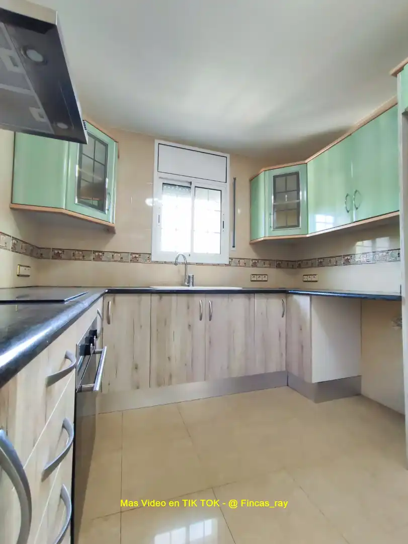 Cocina de Casa o chalet en venta en Bigues i Riells del Fai con Calefacción, Jardín privado y Terraza
