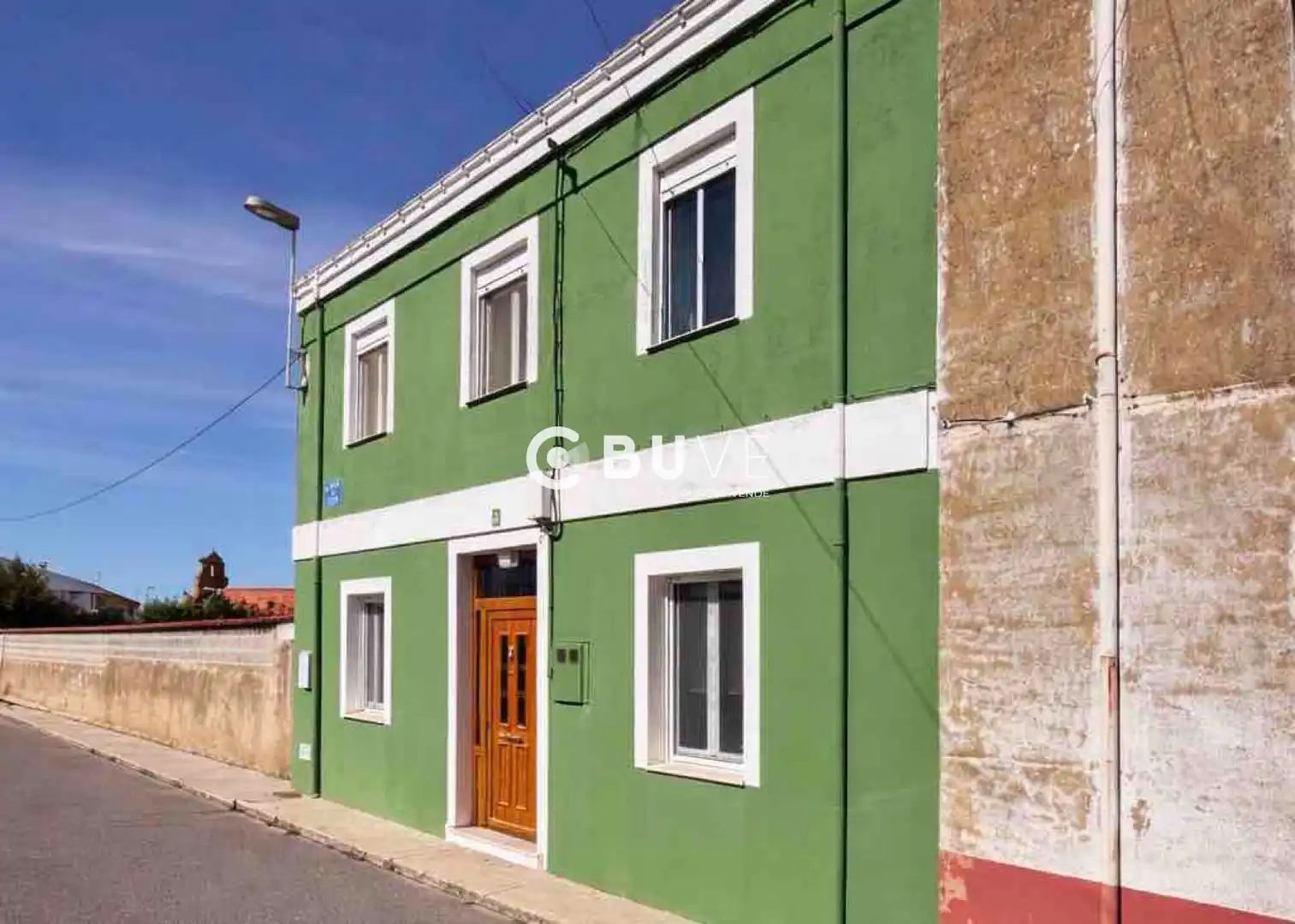 Exterior view of Houses for sale in Bustillo del Páramo  with Heating, Terrace and Storage room