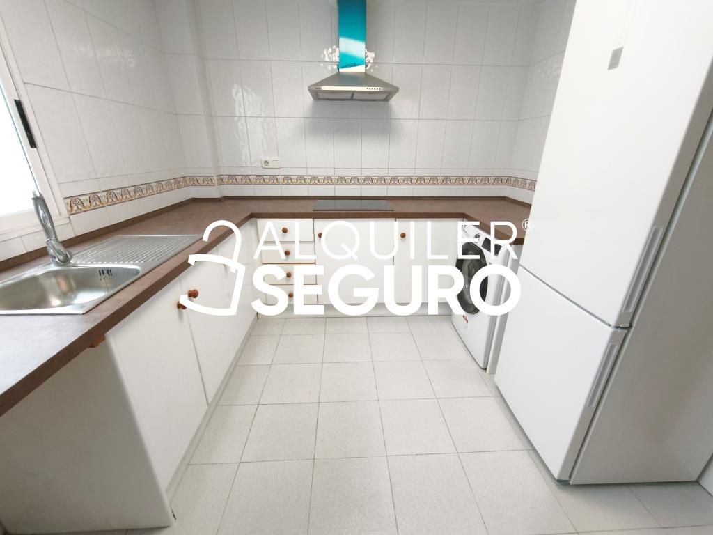 Cocina de Piso de alquiler en Alicante / Alacant con Trastero