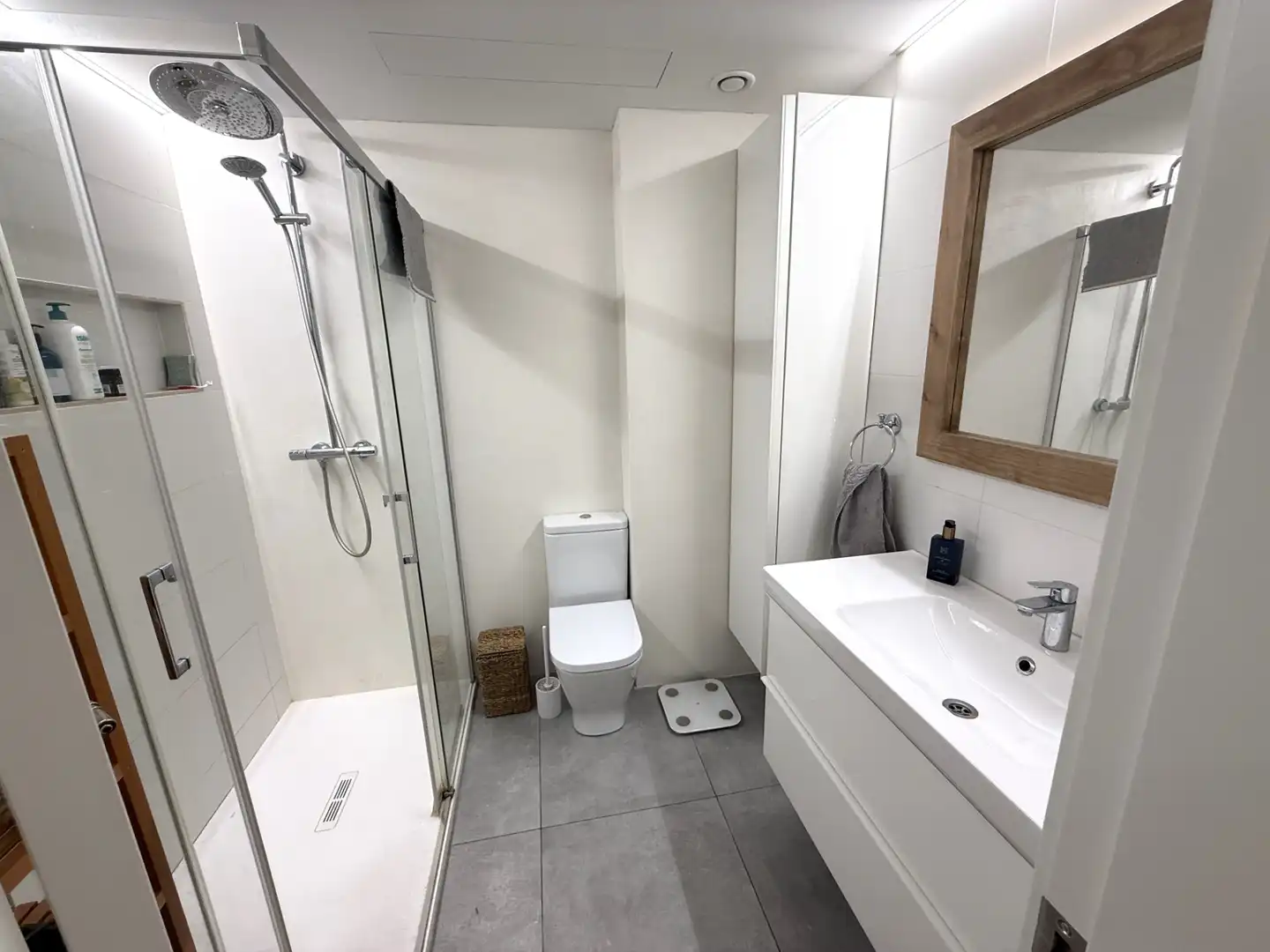 Bathroom of Houses for sale in Sant Joan Despí  with Air Conditioner, Heating and Private garden