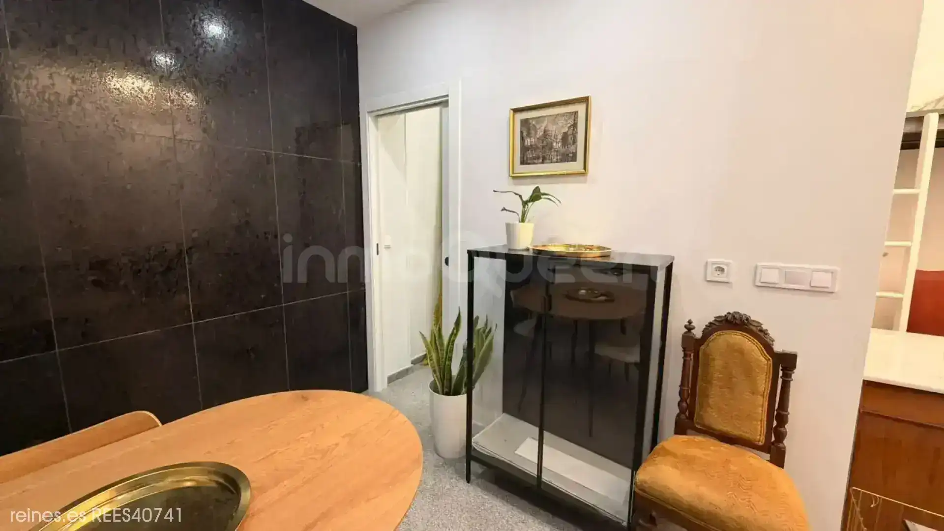 Dormitori de Apartament de lloguer en Madrid amb Calefacció i Moblat