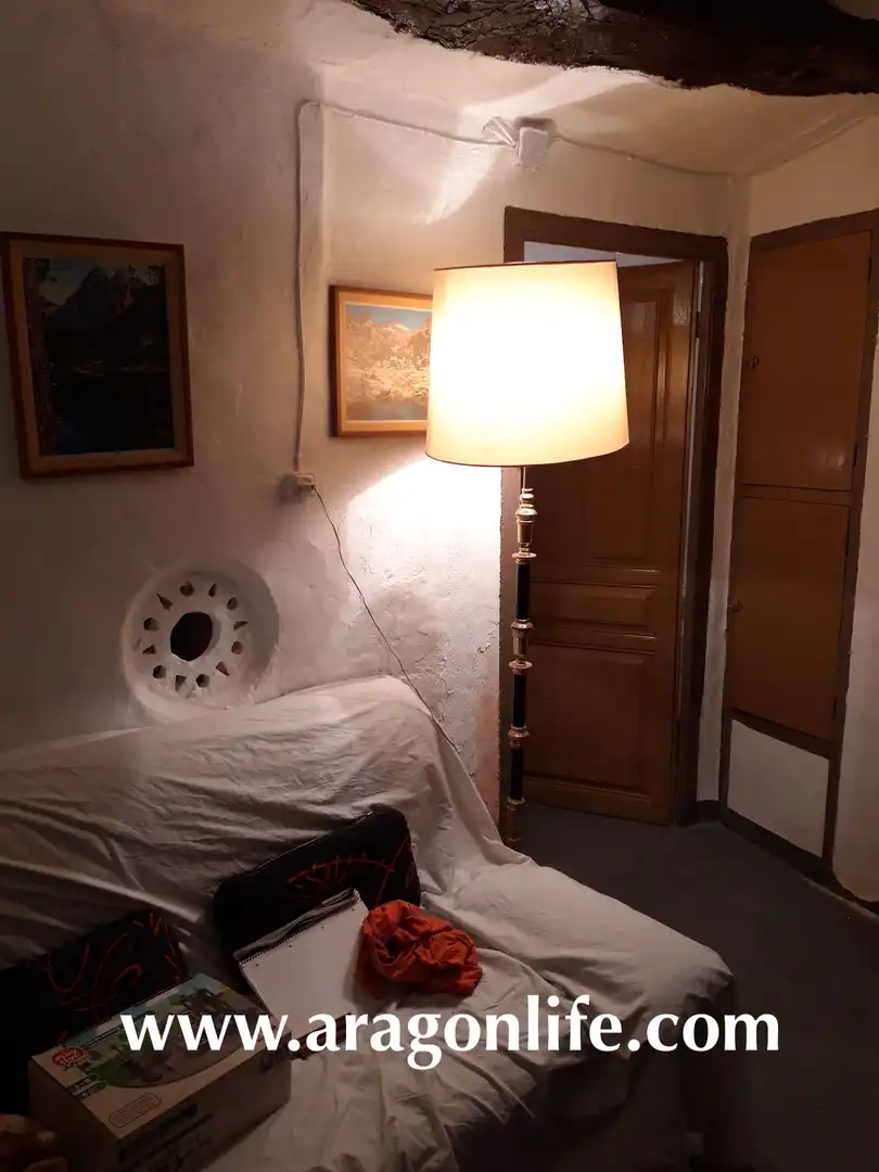 Bedroom of Houses for sale in Fabara  with Storage room, Furnished and Oven
