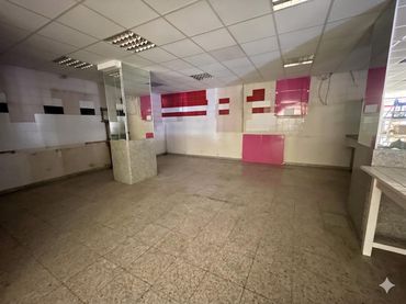 Gewerbefläche zur Miete in Calle VIRGEN DE LOS DESAMPARADO