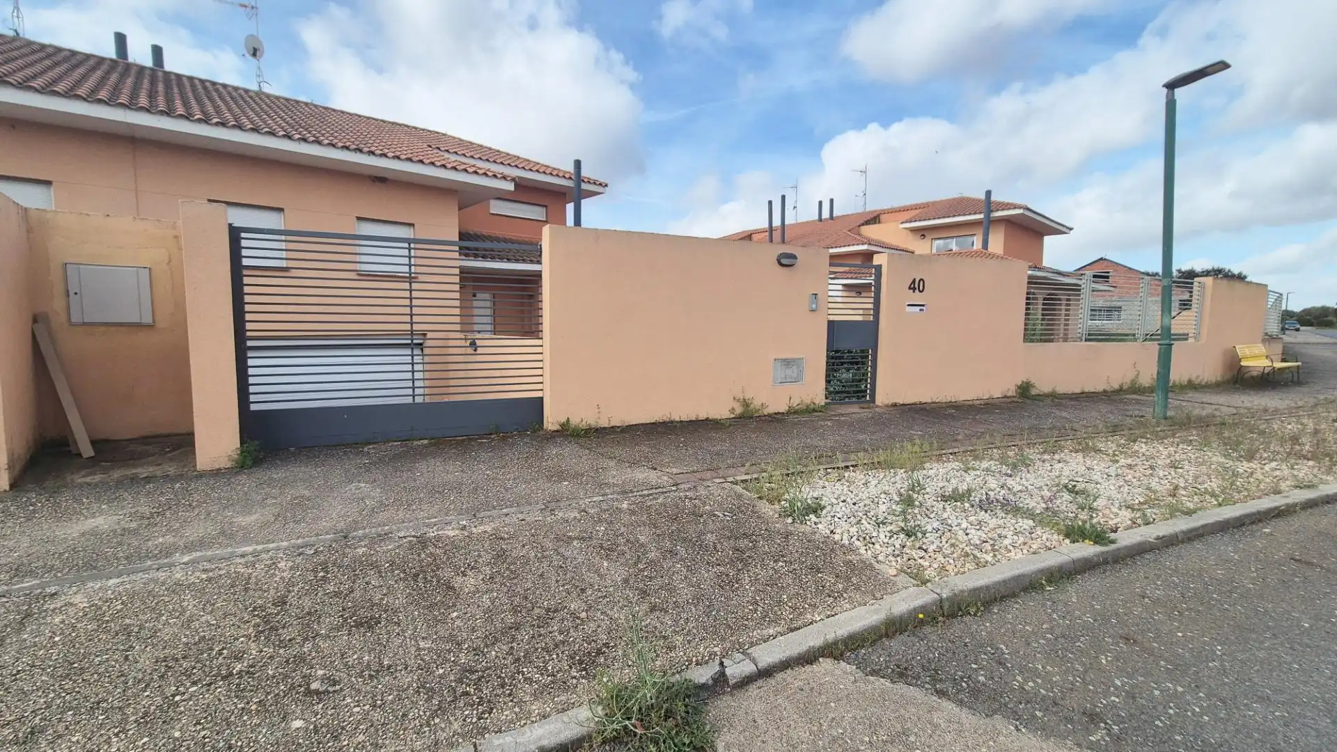 Exterior view of Detached homes for sale in Carrascal de Barregas