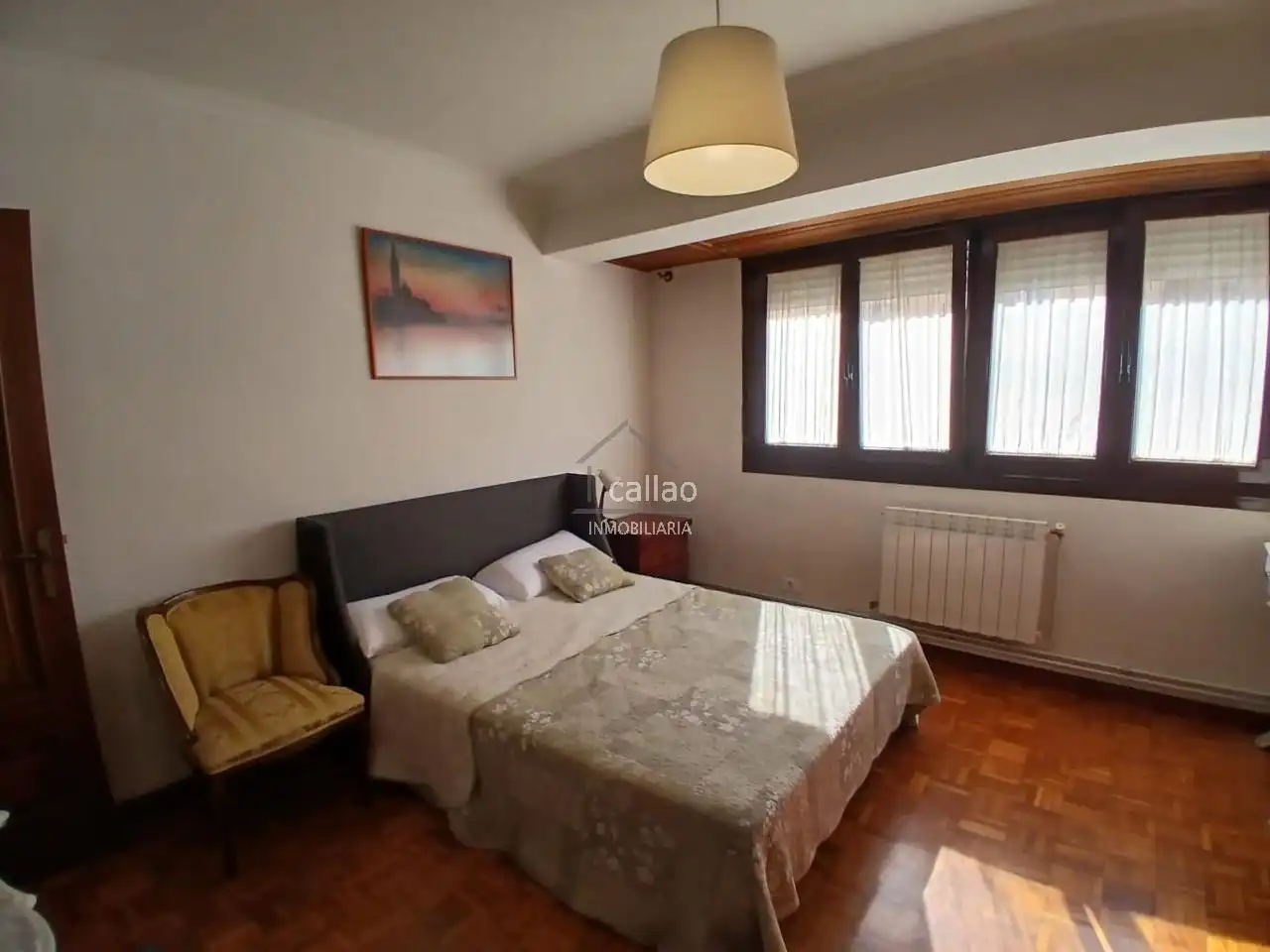 Bedroom of Flat for rent in Ferrol  with Heating and Furnished