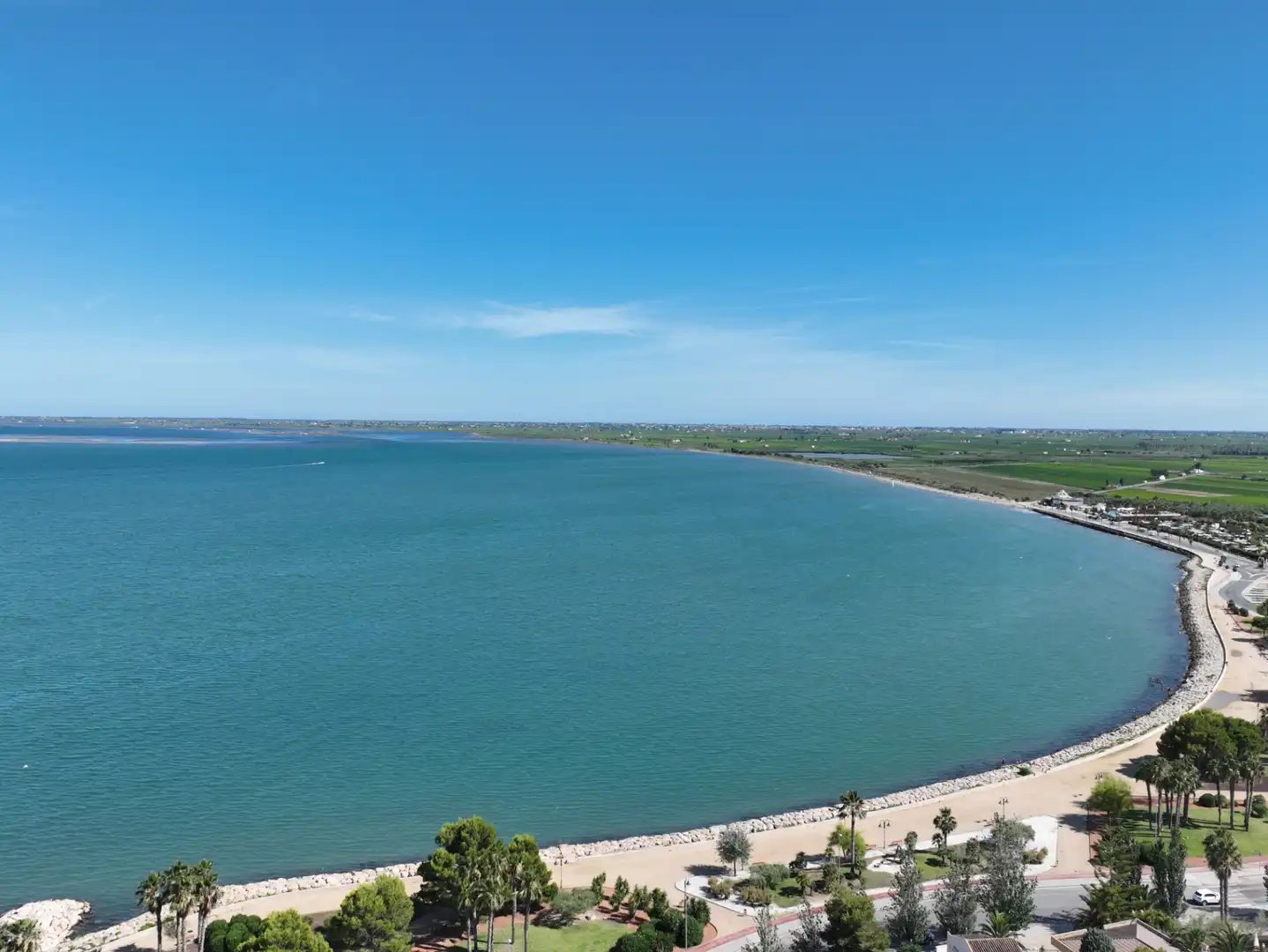 Vista exterior de Casa o xalet en venda en L'Ampolla amb Aire condicionat, Calefacció i Jardí privat