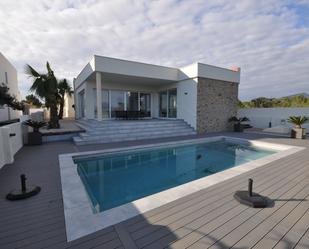 Piscina de Casa o xalet en venda en Mont-roig del Camp amb Aire condicionat, Jardí privat i Terrassa