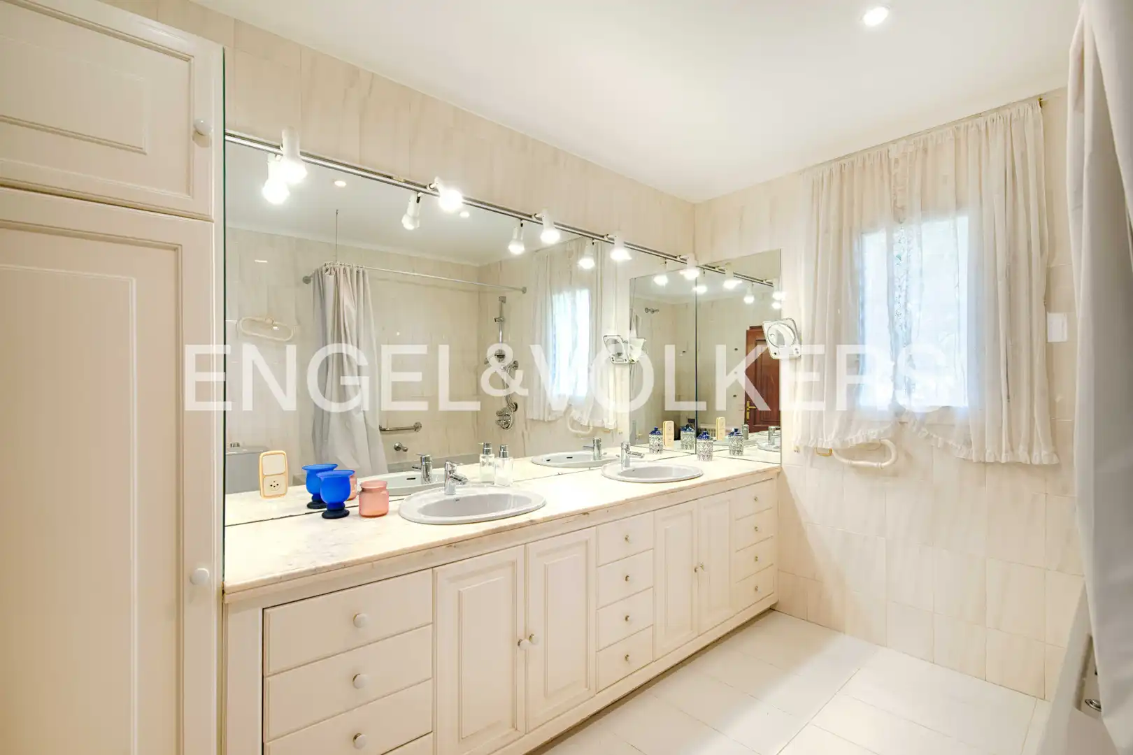 Detached house with pool for sale in Carrer de la Pujada del Puig Rom, imagen 23
