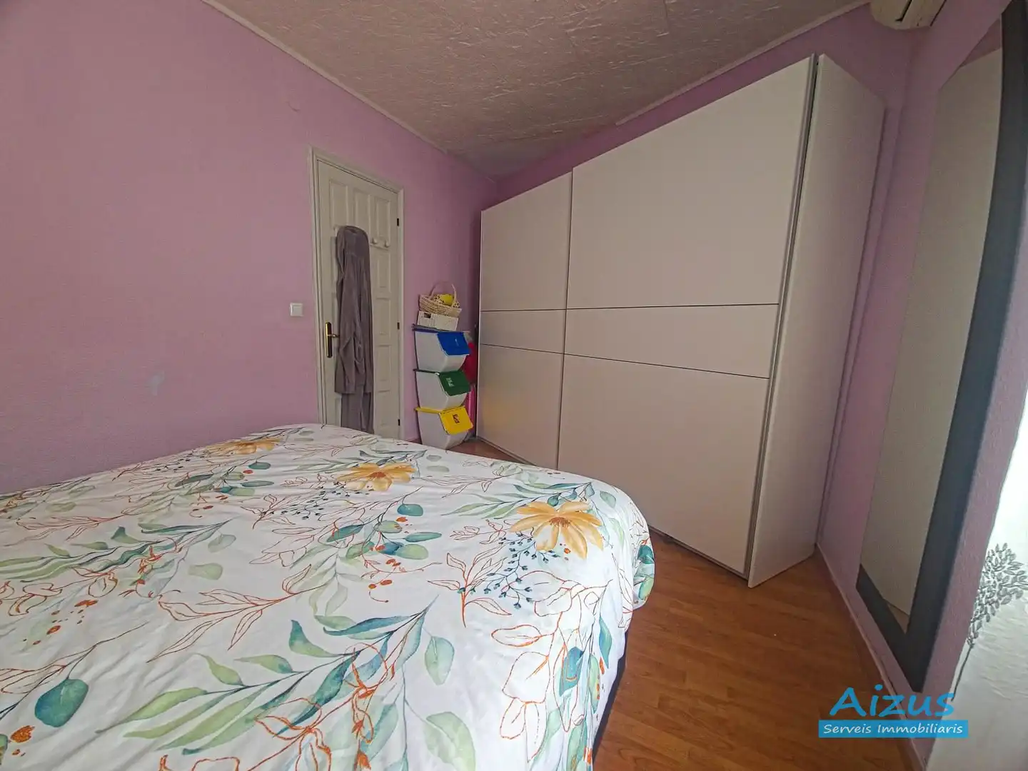 Dormitori de Casa adosada en venda en Ripollet amb Aire condicionat, Calefacció i Forn