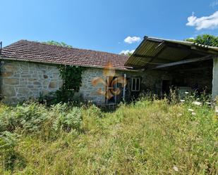 Country house for sale in Tui