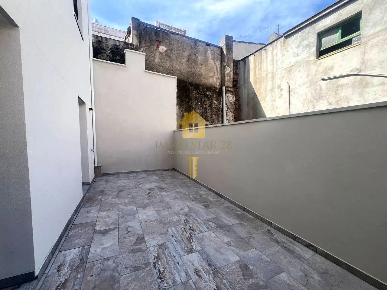 Terrasse von Wohnung zur Miete in Centre