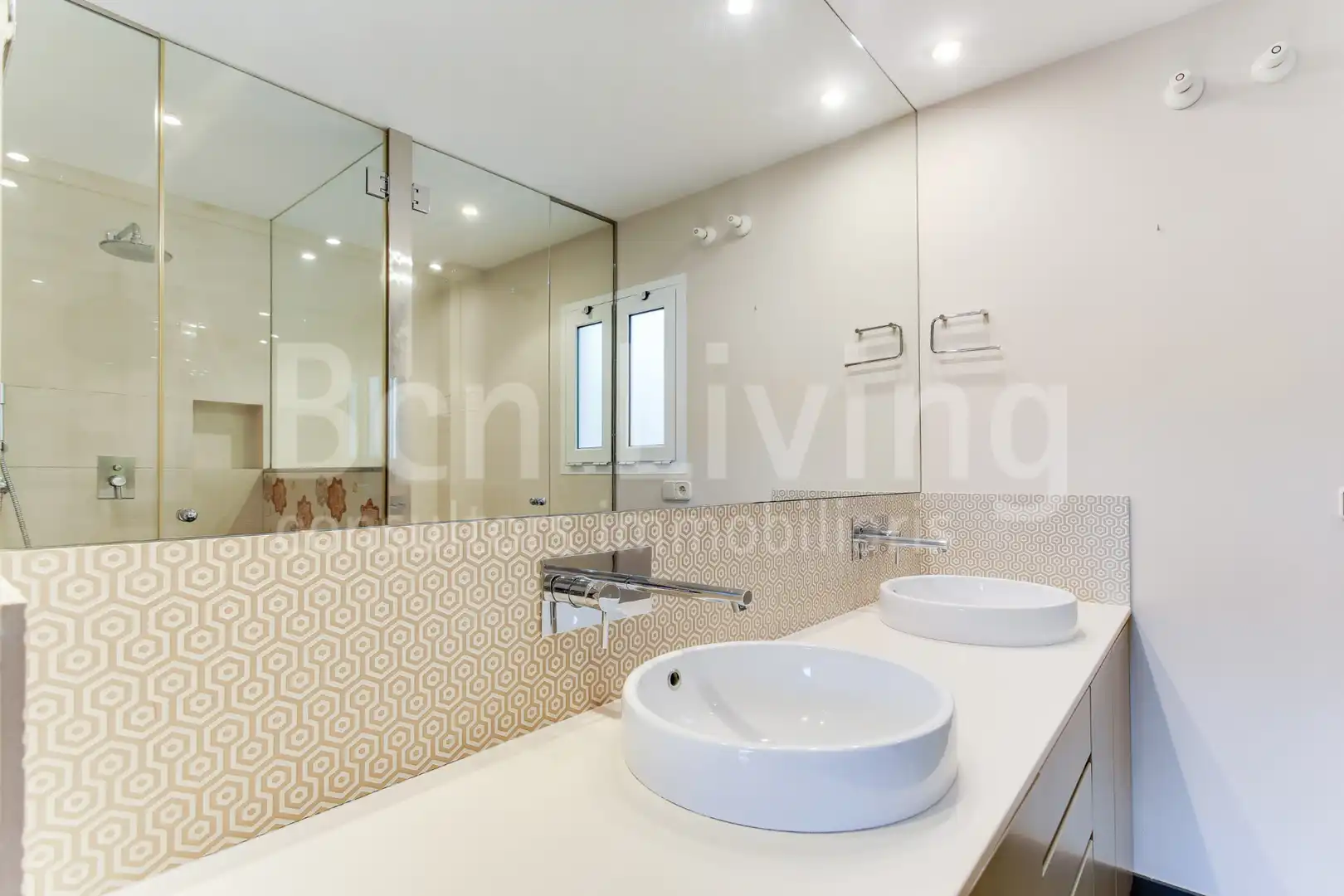 Flat for rent in Carrer de Josep Irla i Bosch, 6, Barri de les Corts