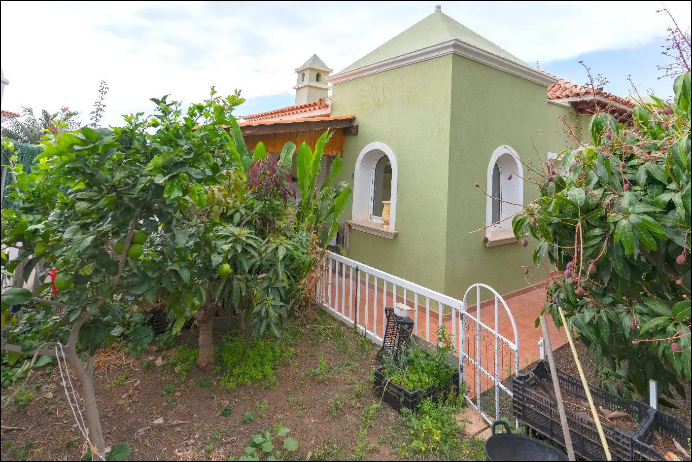 Vista exterior de Casa o chalet en venta en La Orotava con Jardín privado, Terraza y Trastero