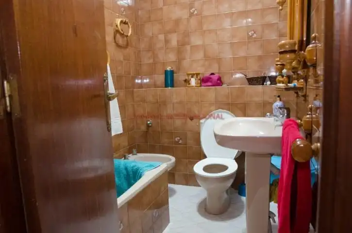 Bany de Apartament en venda en Orihuela amb Terrassa, Moblat i Balcó