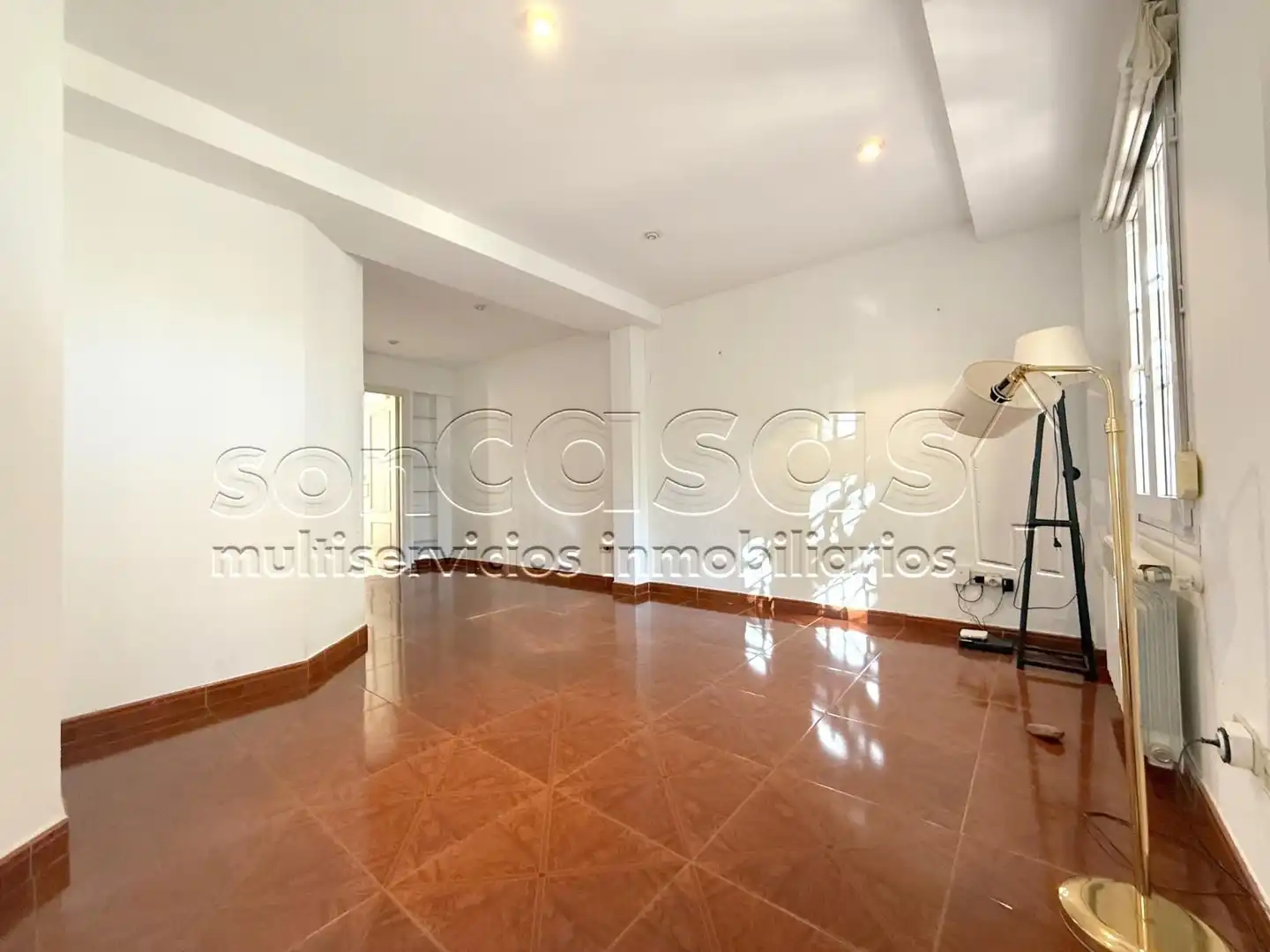 Casa adosada en venta en El Viso