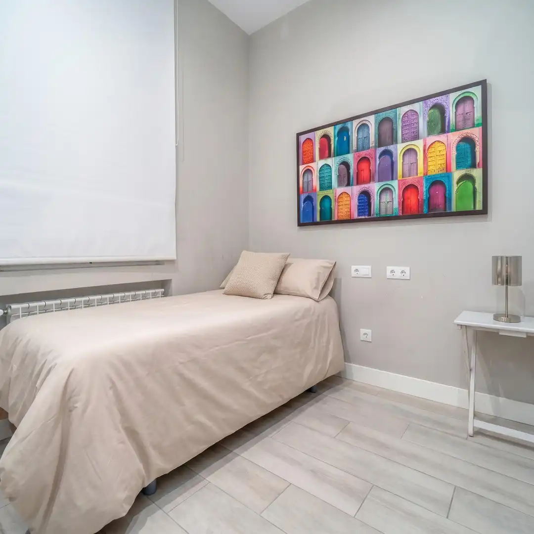 Habitación de Piso en venta en Madrid con Calefacción