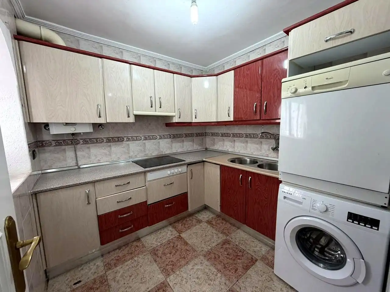 Piso en venta en Sta. Aurelia - Cantábrico - Atlàntico - La Romería