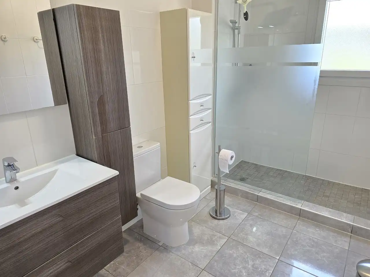Bathroom of Houses for sale in Alcaucín  with Air Conditioner, Terrace and Swimming Pool