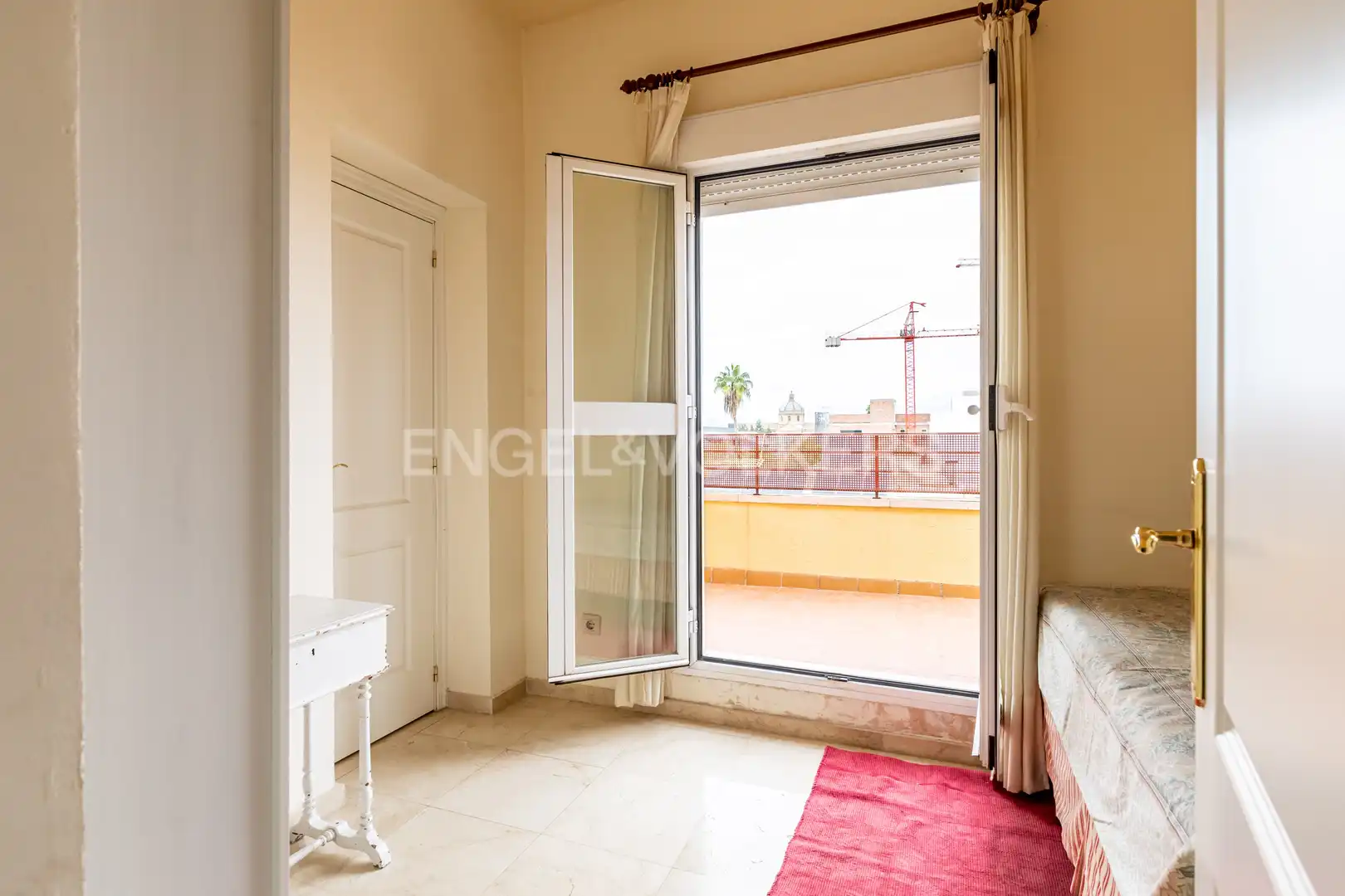 Bedroom of Attic for sale in Sevilla  with Air Conditioner, Heating and Terrace