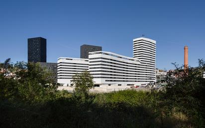Vista exterior de Pis en venda en Bilbao  amb Terrassa i Traster