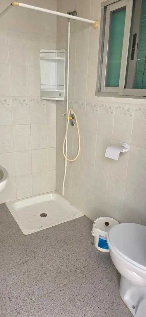 Bany de Casa o xalet en venda en Alzira amb Aire condicionat, Jardí privat i Traster