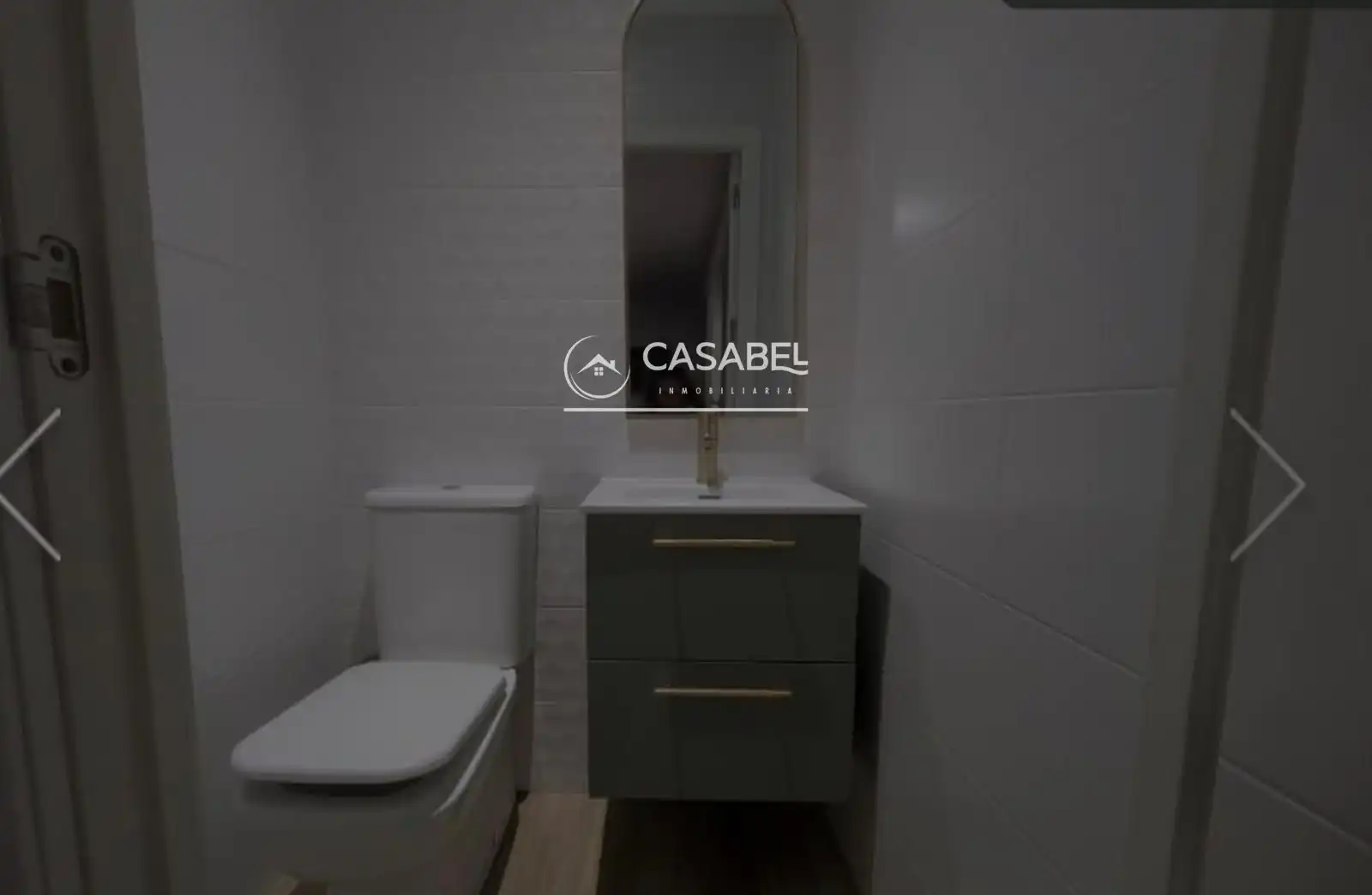 Bany de Casa o xalet en venda en Córdoba amb Aire condicionat, Terrassa i Traster