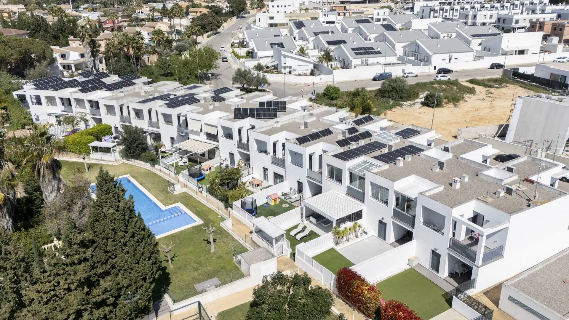 Vista exterior de Casa adosada en venta en San Antonio de Benagéber con Aire acondicionado, Calefacción y Terraza