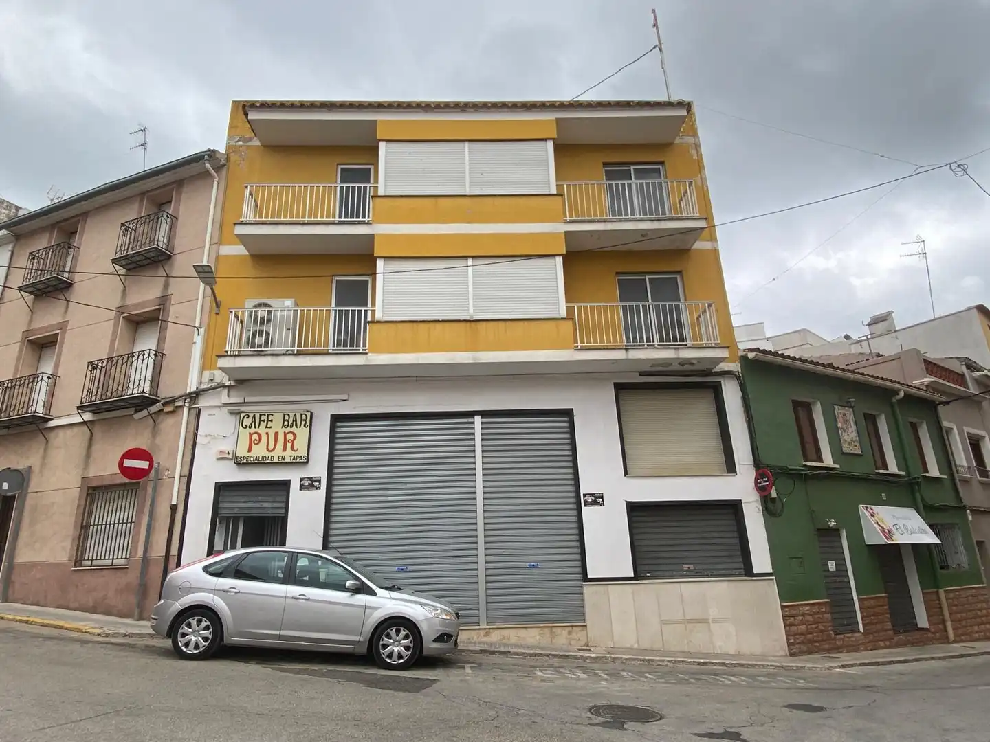 Exterior view of Buildings for sale in Pego