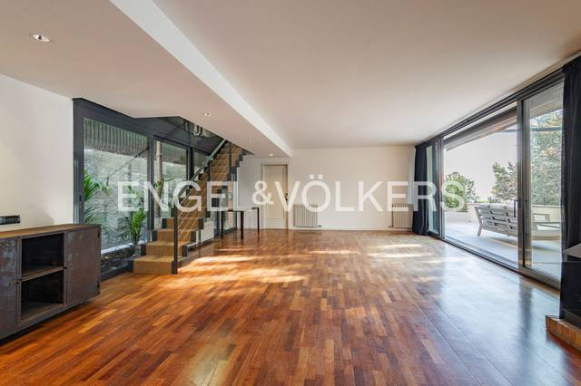 Casa-chalet en Alquiler en Sarrià