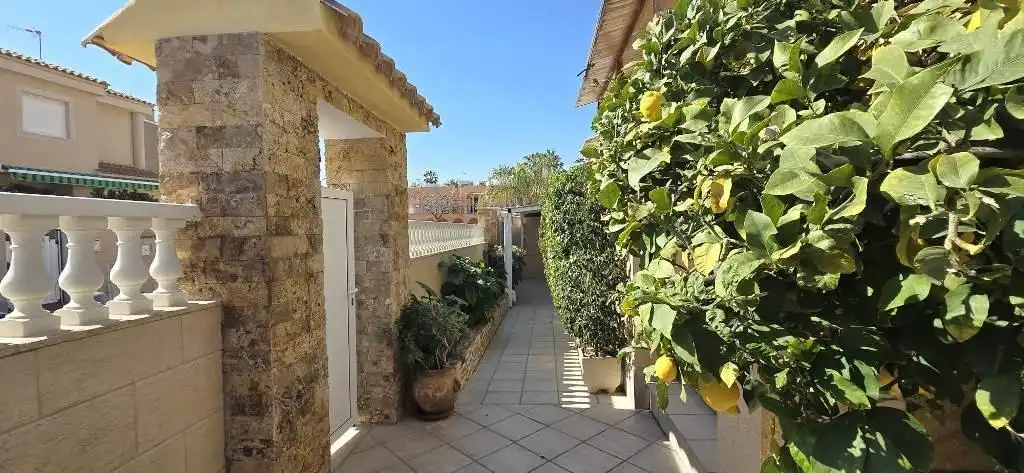 Casa o chalet en venta en El Alamillo