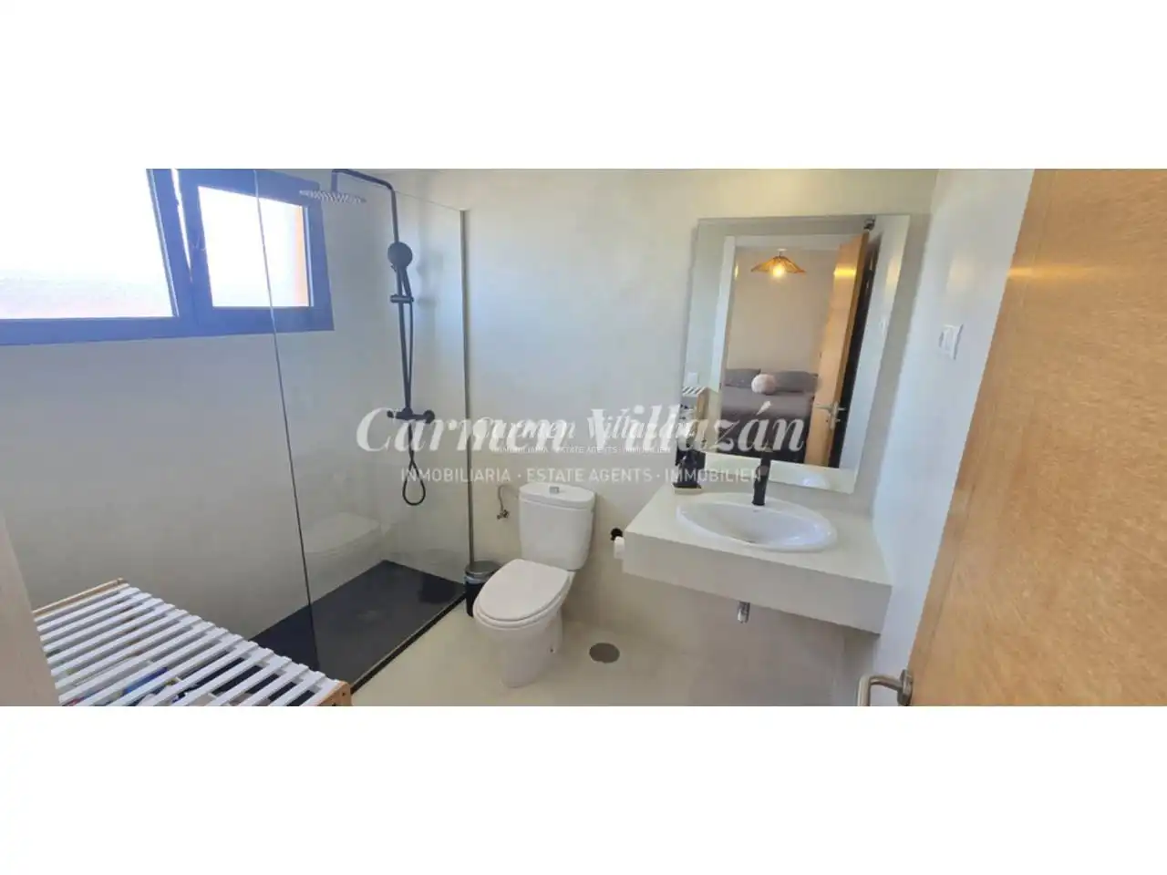 Baño de Dúplex en venta en Antigua con Aire acondicionado, Terraza y Amueblado