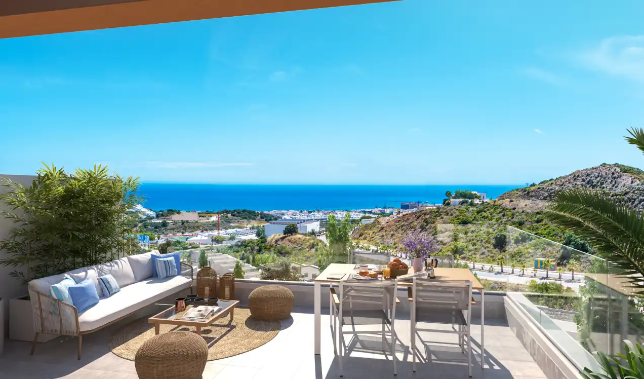 Casa con piscina en venta en El Faro de Calaburra - Chaparral, imagen 2