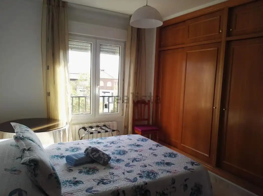 Habitación de Piso en venta en Granada con Aire acondicionado, Calefacción y Amueblado