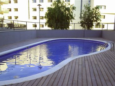 Pis amb piscina en venda a Carrer dels Romans